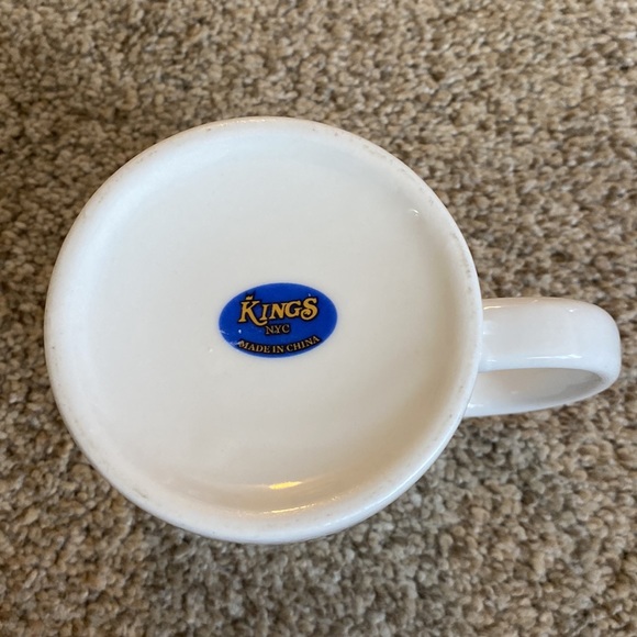 Kings NYC “I ♥️ NY” Ceramic Mug - Picture 4 of 5